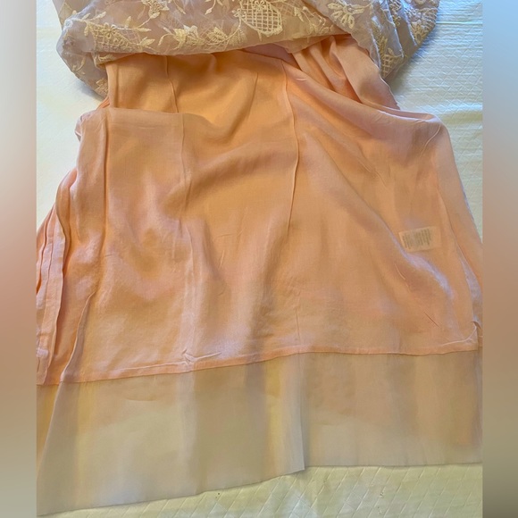 NWT. Pretty Angel Short Sleeve size Large lace Tunic in Peach.  Fully lined. - Picture 13 of 13